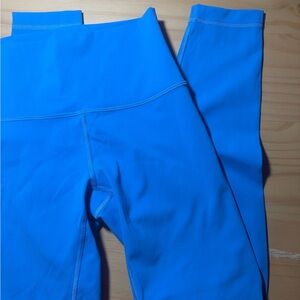 Women’s light blue lululemon leggings Size